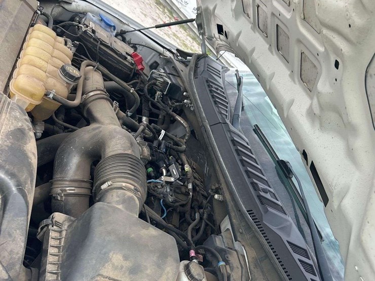 2020-ford-f150-image-7