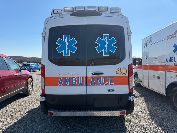 2019-ford-transit-image-5