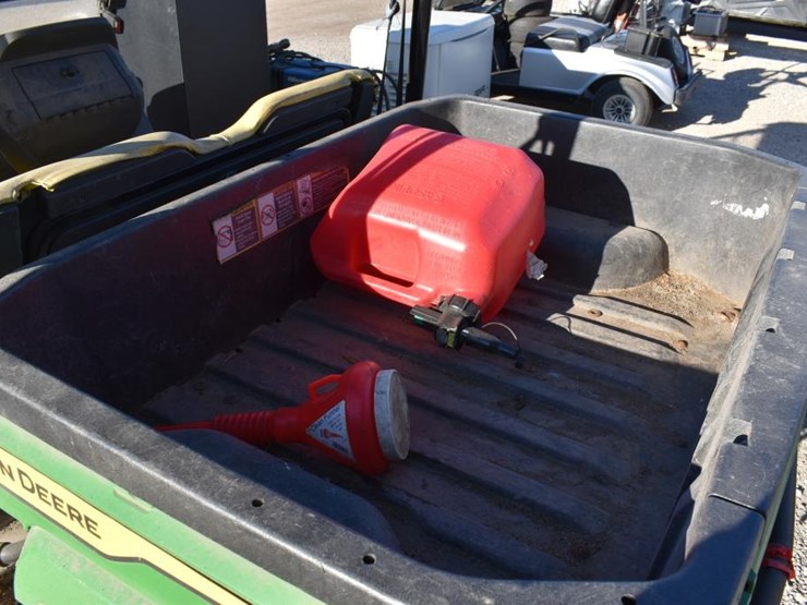 2021-john-deere-370-image-5