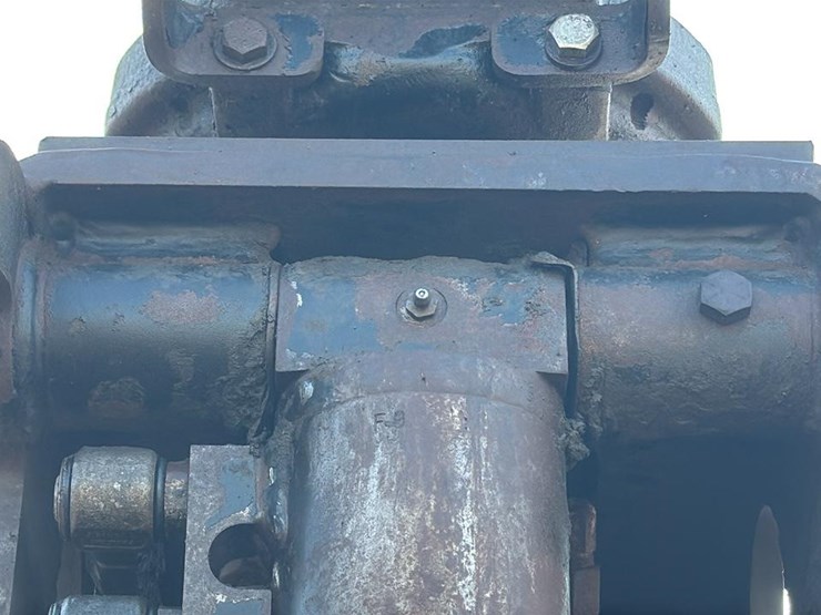 #119-•-2018-kenworth-log-truck-image-16