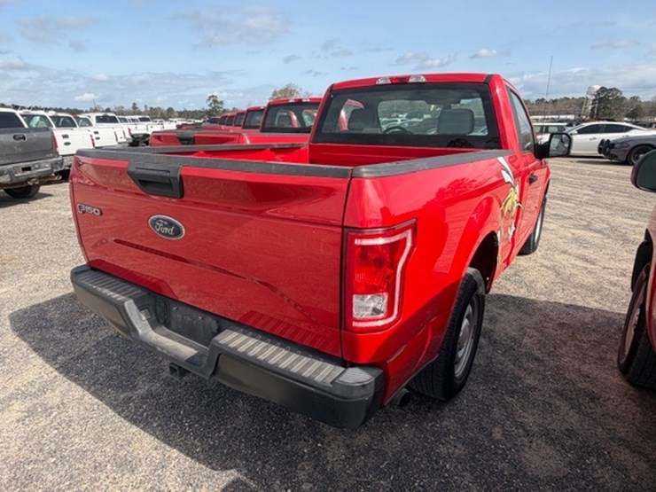 2016-ford-f150-xl-image-3