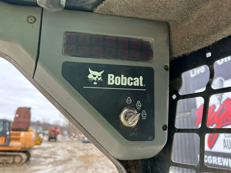 bobcat-s300-image-21