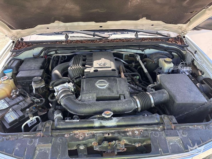 2015-nissan-frontier-image-8