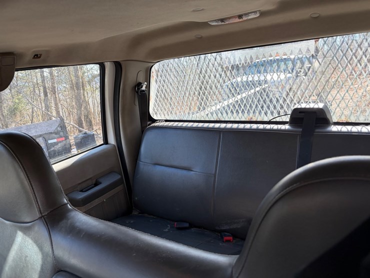 2010-ford-f350-image-12