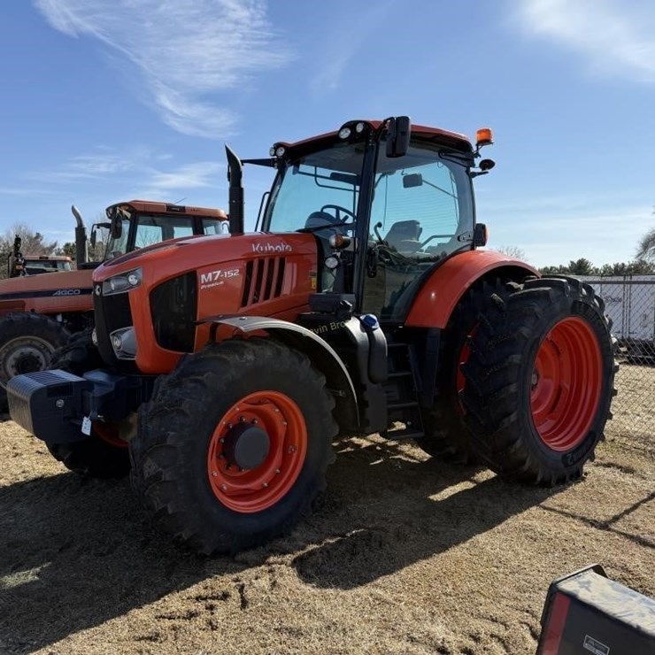 2023 KUBOTA M7-152