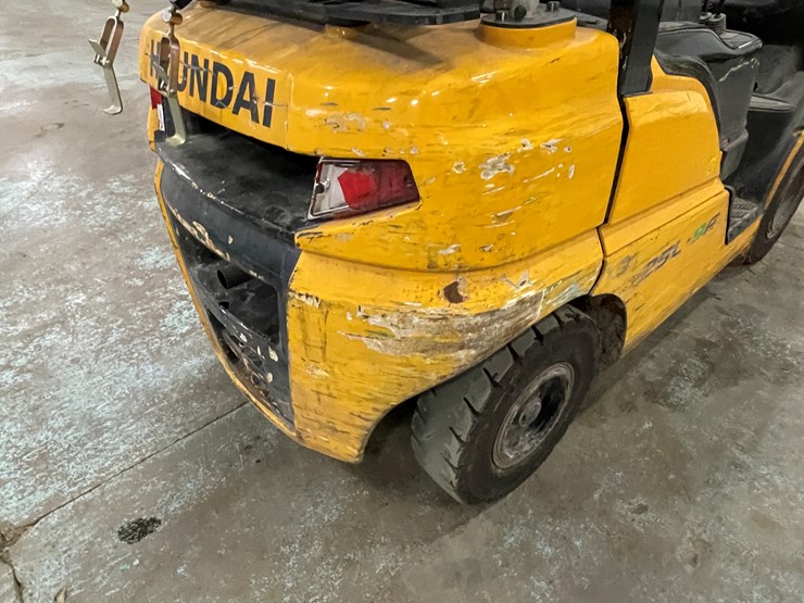 2021-hyundai-25l-9a-image-21