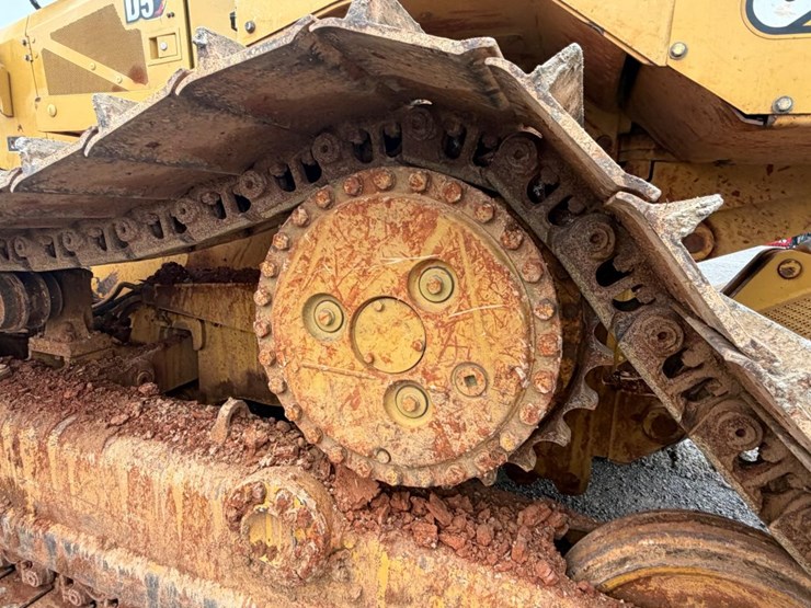 2020-caterpillar-d5-lgp-image-7