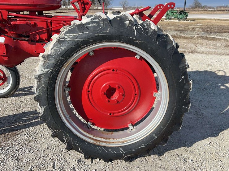 farmall-130-image-52