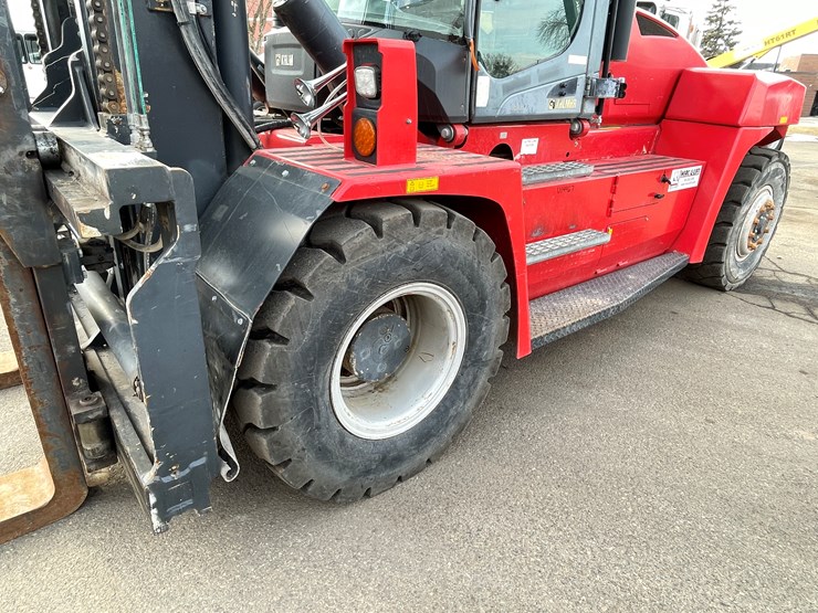 #106-•-2018-kalmar-dcg-120-12-diesel-forklift-image-15