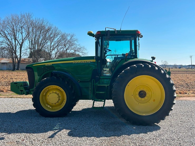 2004-john-deere-8320-image-8