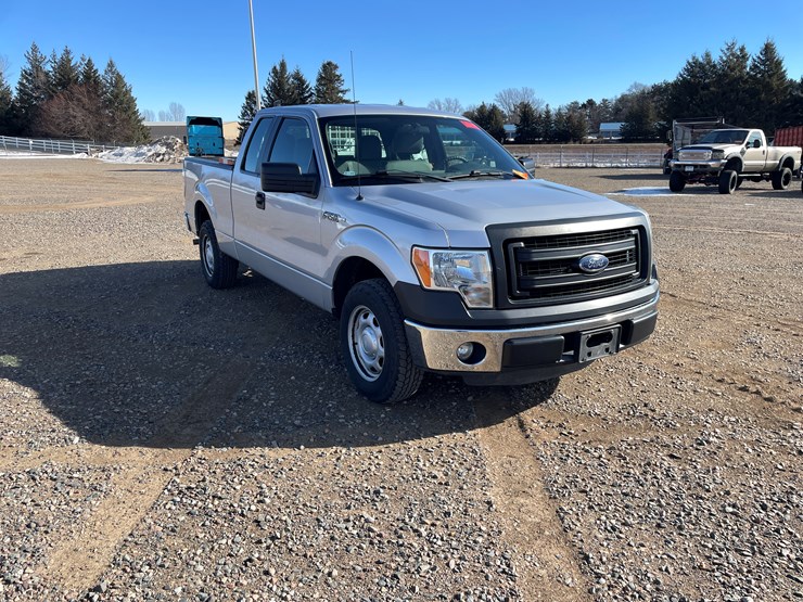 2014-ford-f150-xl-image-6