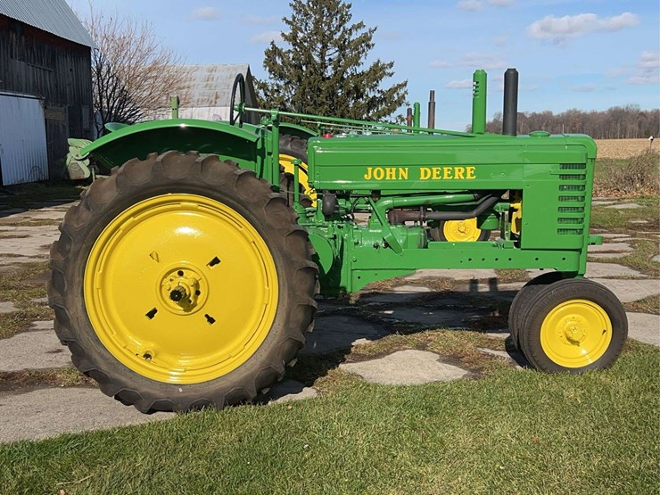 john-deere-model-b-image-2