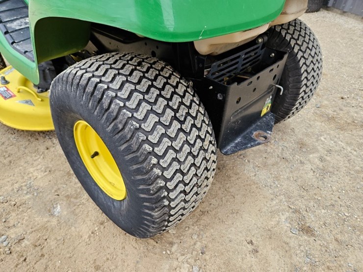 john-deere-x300-image-12