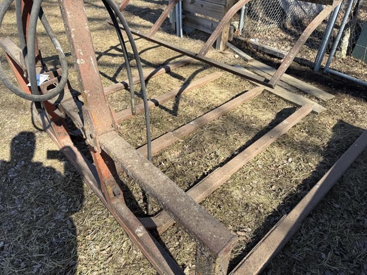 3pt-stack-mover-w/top-press-image-3