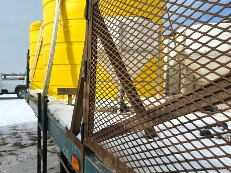 1974-great-dane-spray-tender-trailer-image-12