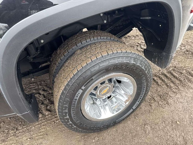 2024-chevrolet-3500-image-18