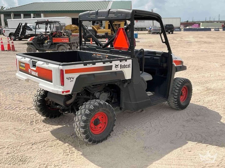 2021-bobcat-uv34-image-26