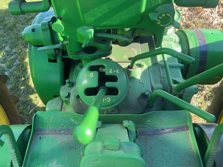 john-deere-model-b-image-51