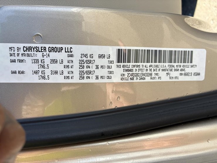 2014-dodge-grand-caravan-image-18