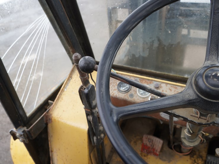 #106-•-hyster-135-forklift-image-22