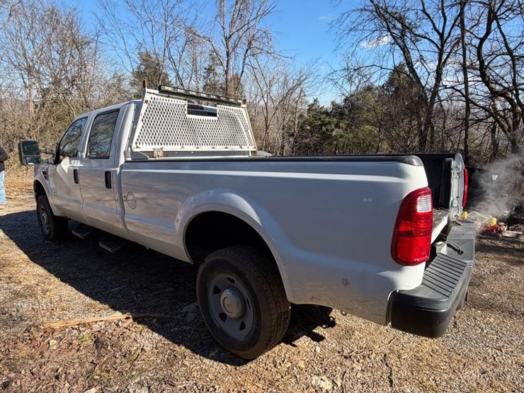 2010-ford-f350-image-2