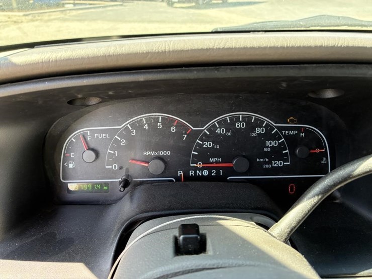 2003-ford-windstar-image-17