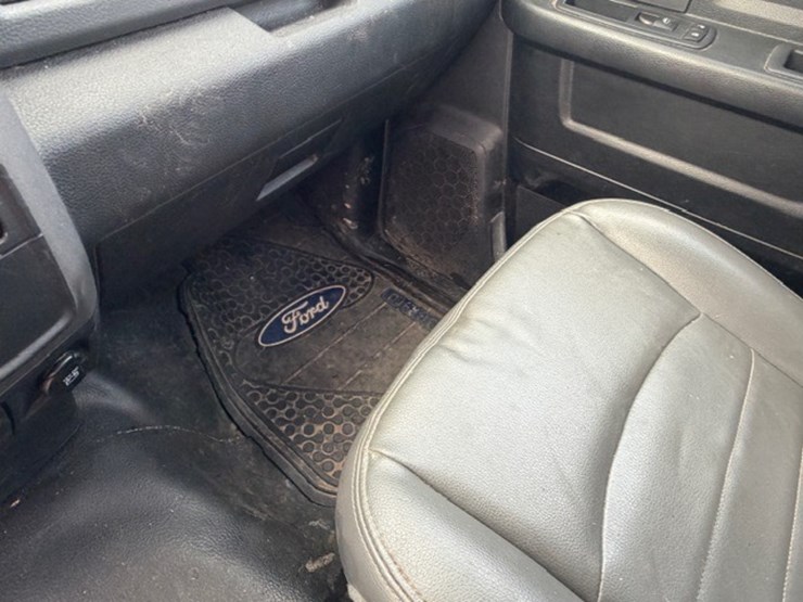 2014-dodge-ram-1500-image-43