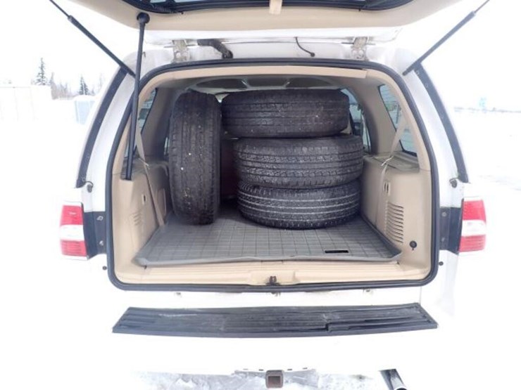 2009-lincoln-navigator-image-53