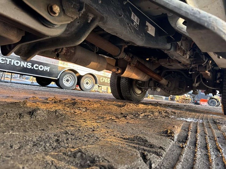 2012-ford-f450-image-9