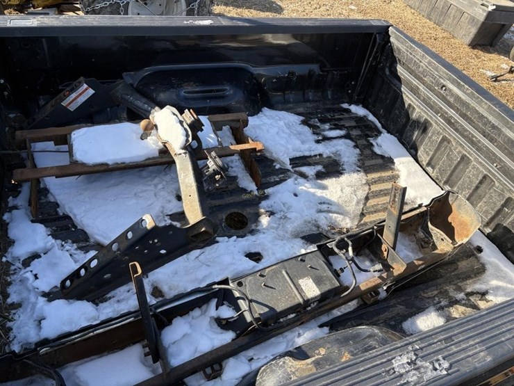 2011-ford-f350-image-2