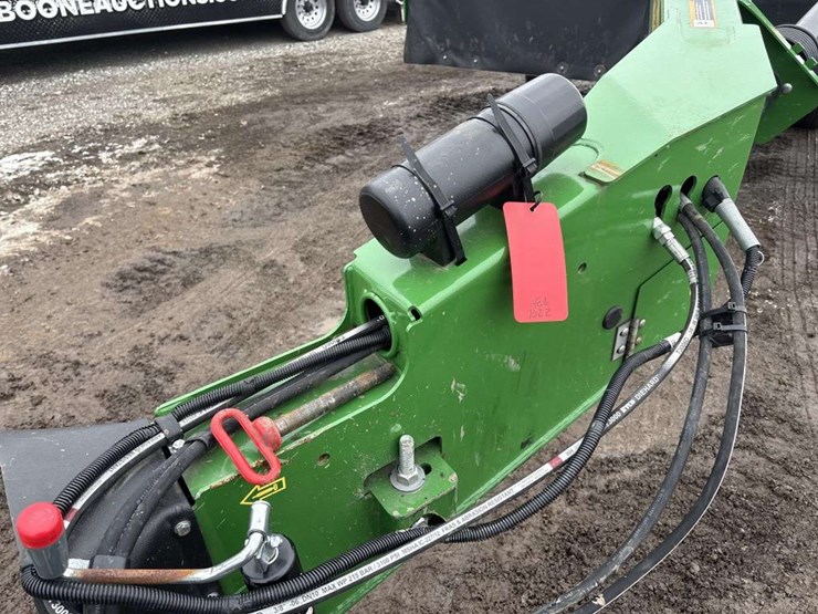 2025-john-deere-s250-image-9