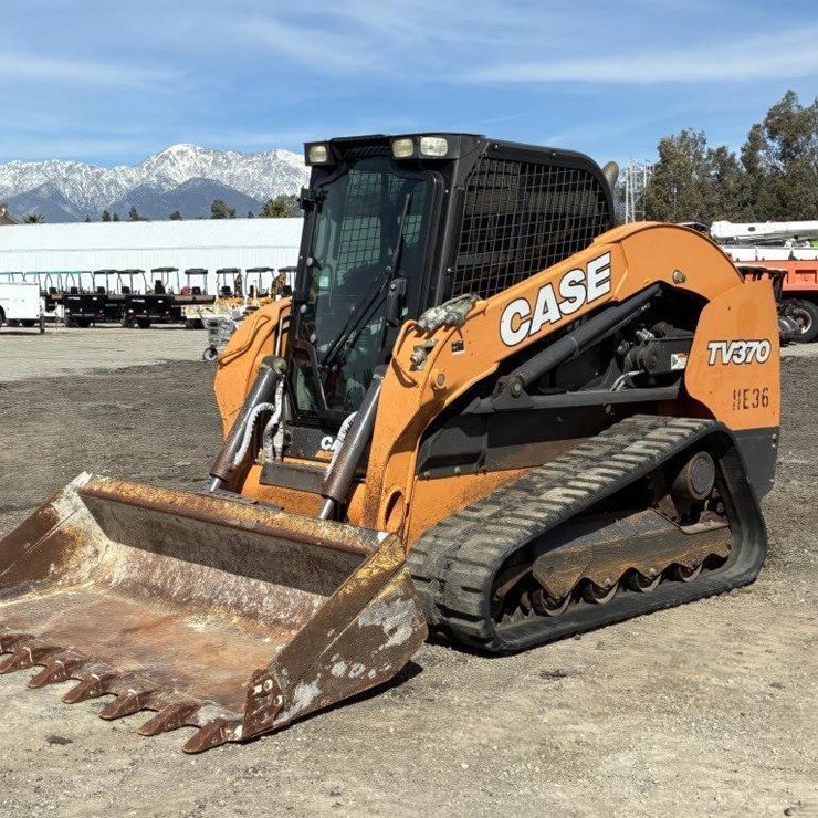 2019 CASE TV370