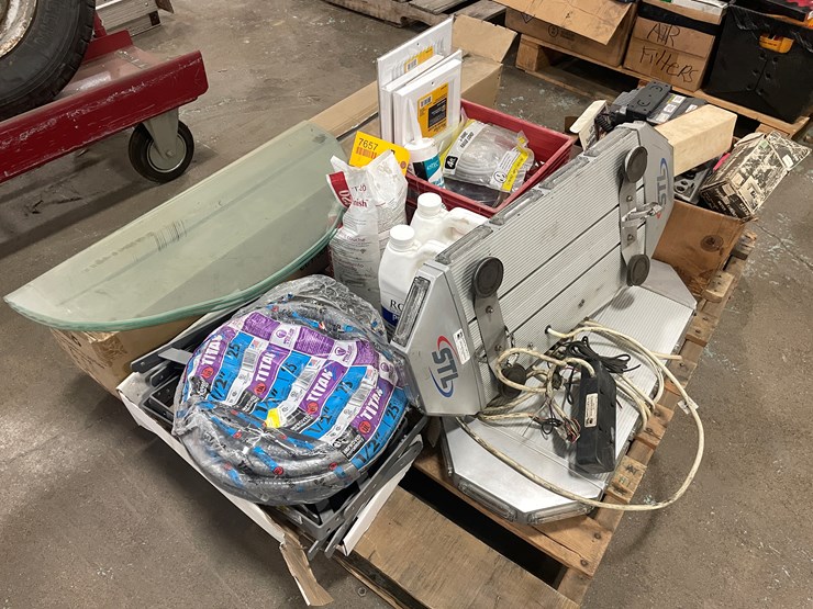 #7657-•-assorted-shop-items-and-supplies-image-2