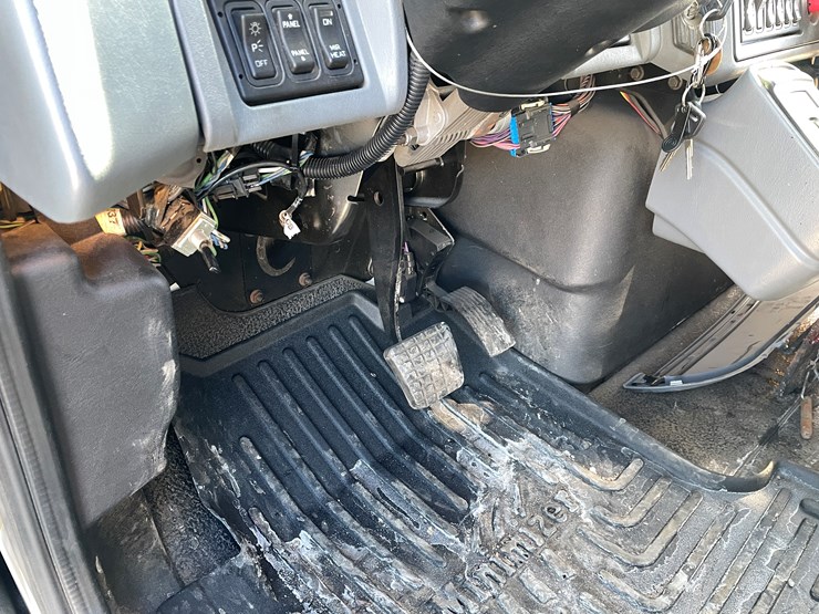 #1016-•-2007-international-plow-truck-(has-mn-title)-image-59