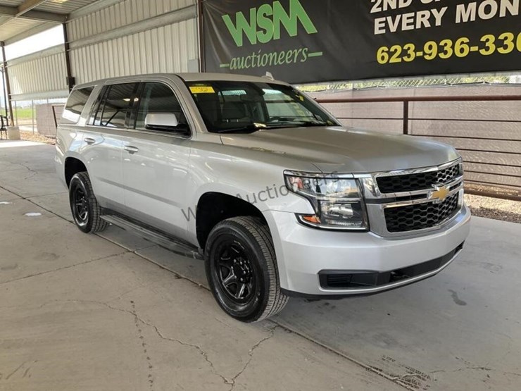 2015-chevrolet-tahoe-image-2