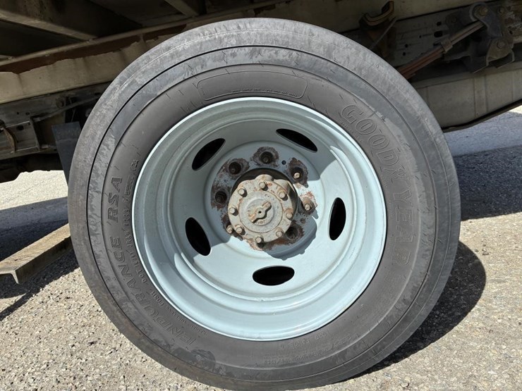 2002-ford-f450-image-5