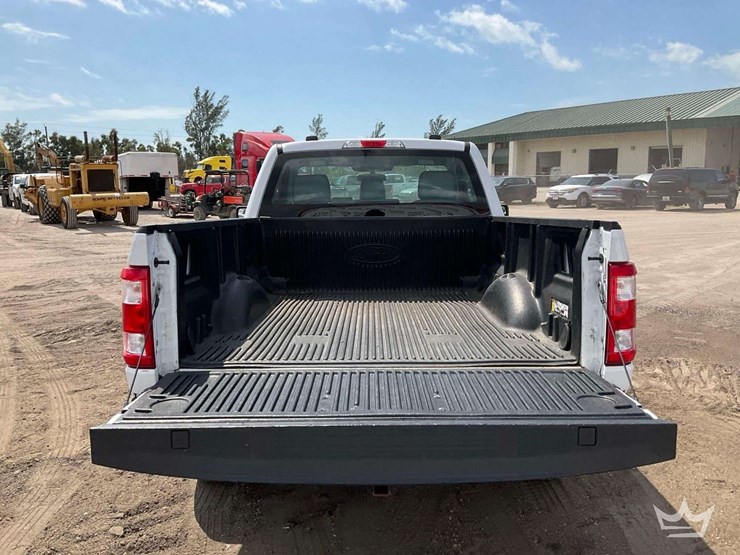 2021-ford-f150-image-26