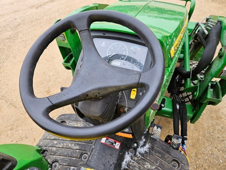 john-deere-1025r-image-27