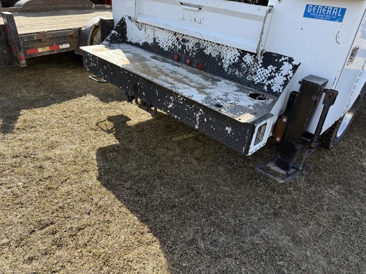 2012-ford-f550-image-6