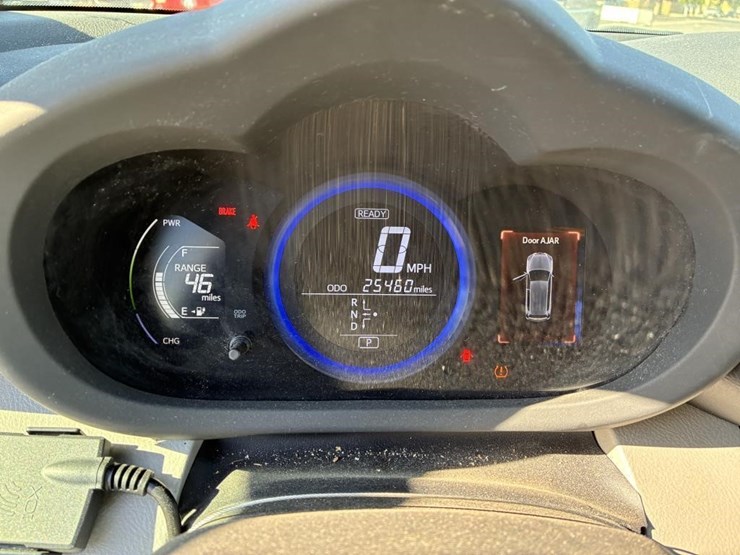 2014-toyota-rav4-image-17