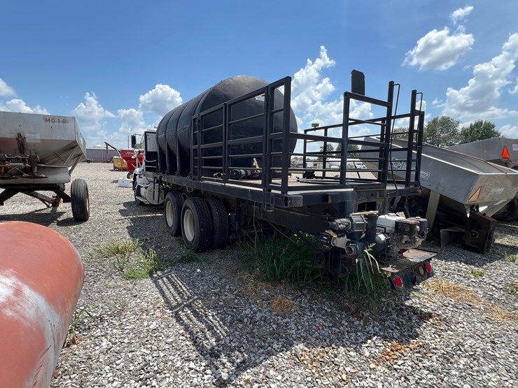 1996-international-a-image-7