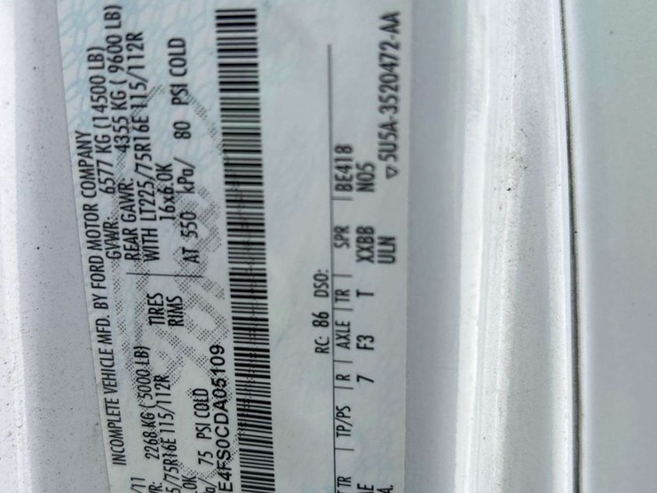 2012-ford-e450-image-5