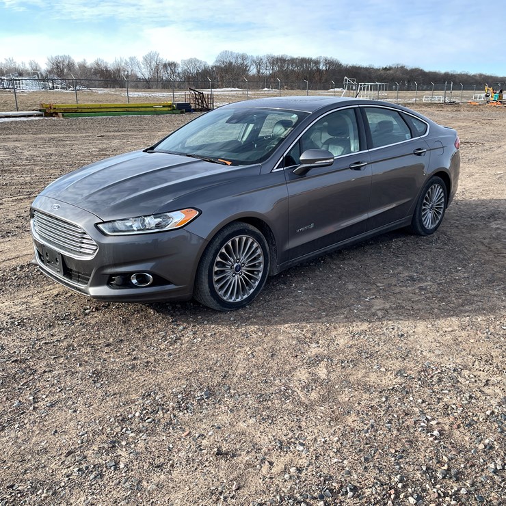 #1522 • 2014 Ford Fusion (Has MN Title)