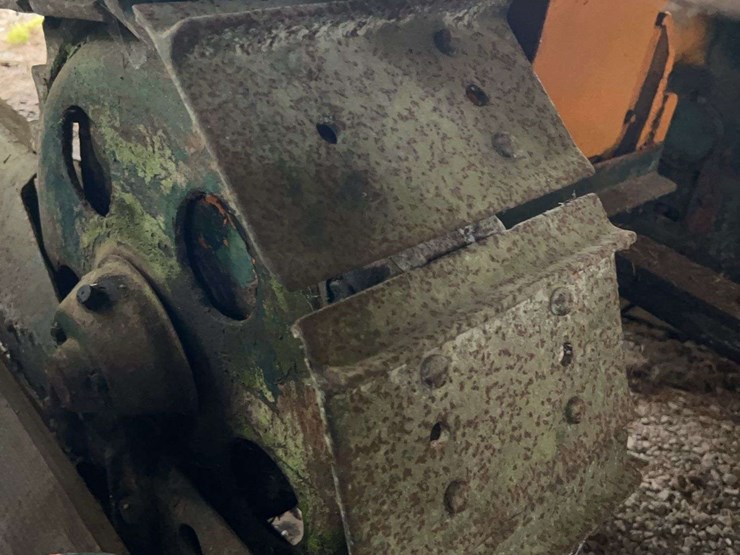 oliver-crawler-image-41