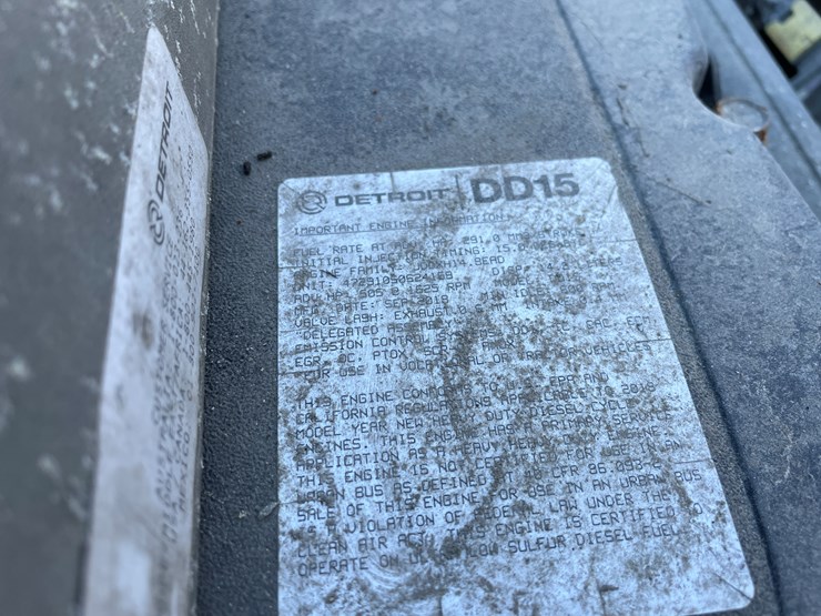 #1454-•-2019-freightliner-cascadia-truck-tractor**non-runner**-(has-mn-title)-image-15