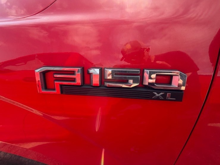 2016-ford-f150-xl-image-8