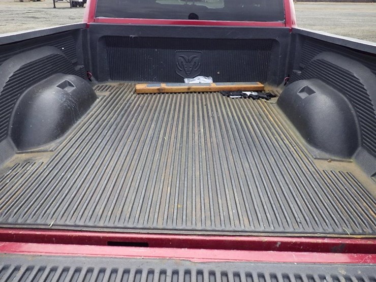 2011-dodge-1500-image-9