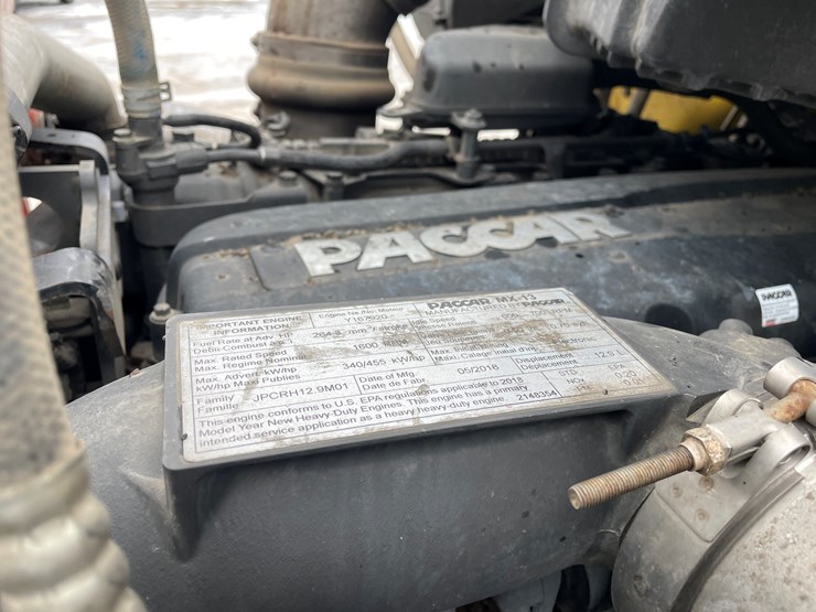 2018-kenworth-t880-image-19