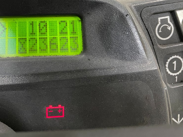 #173-•-2018-hyster-fortis-30-propane-forklift-image-44