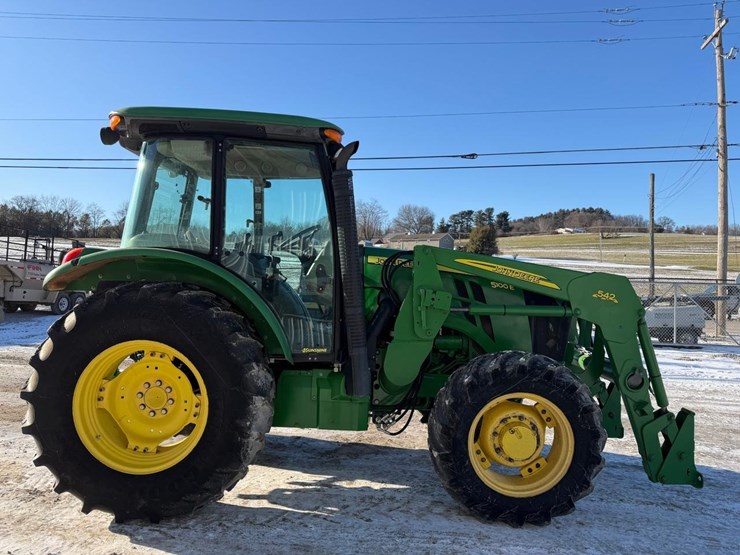 2016-john-deere-5100e-image-6
